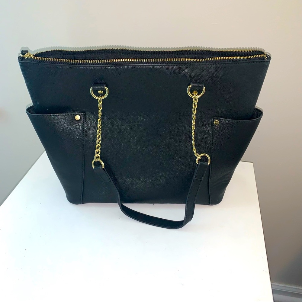 Target black tote
